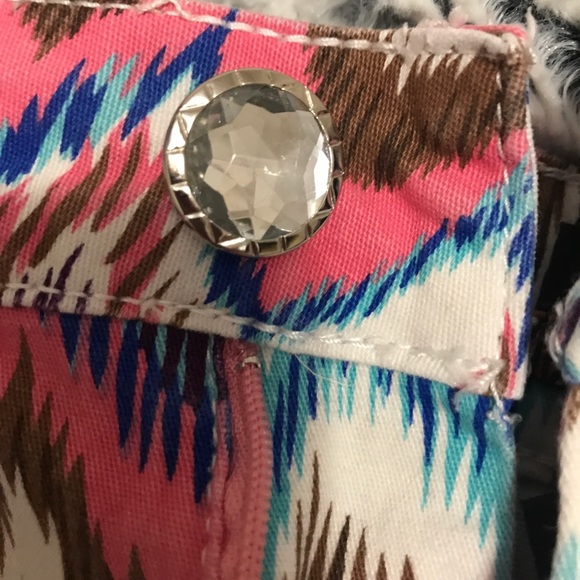 Masoi- Shorts 99% cotton with 1% spandex - Picture 3 of 9